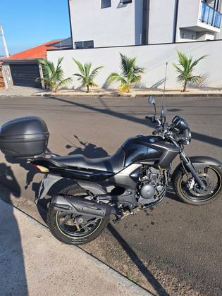 YAMAHA FAZER 250IE LIMITED EDITION 